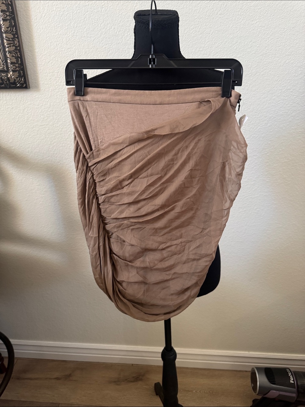 Alice + Olivia Taupe Asymmetrical Ruched Skirt